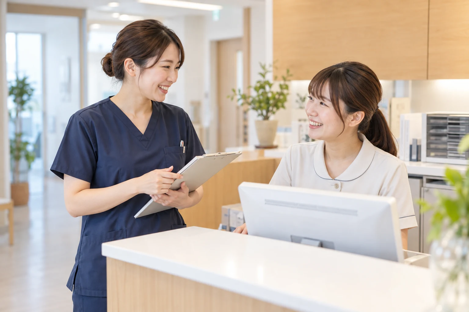 スタッフが連携して働く様子のイメージ